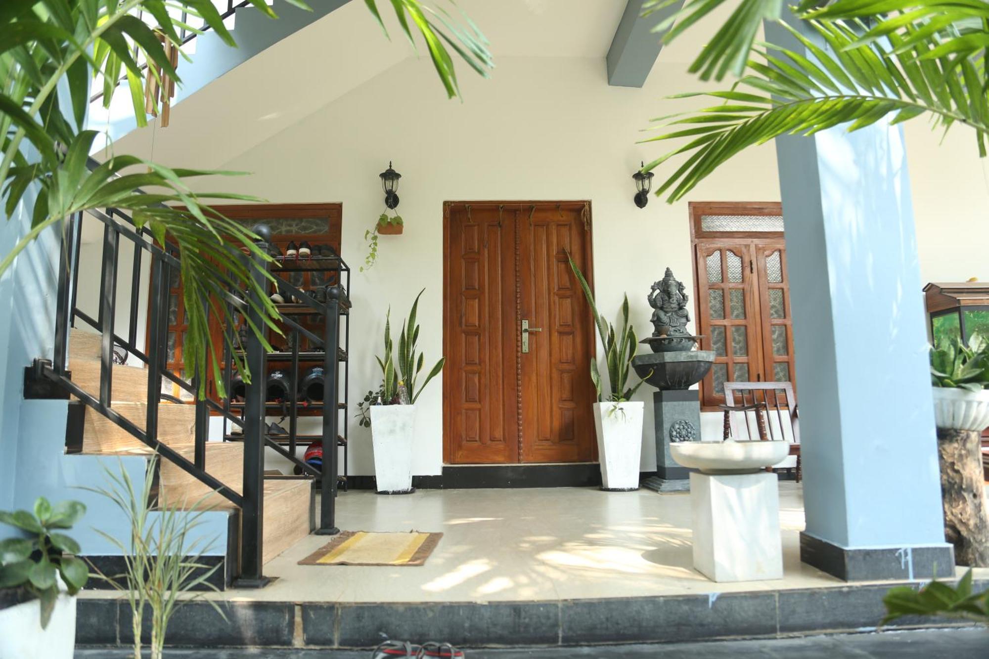 Rose Fort Homestay Джафна Екстериор снимка